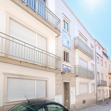 Charming Nazare Apartment-1 Minute To The Beach מראה חיצוני תמונה